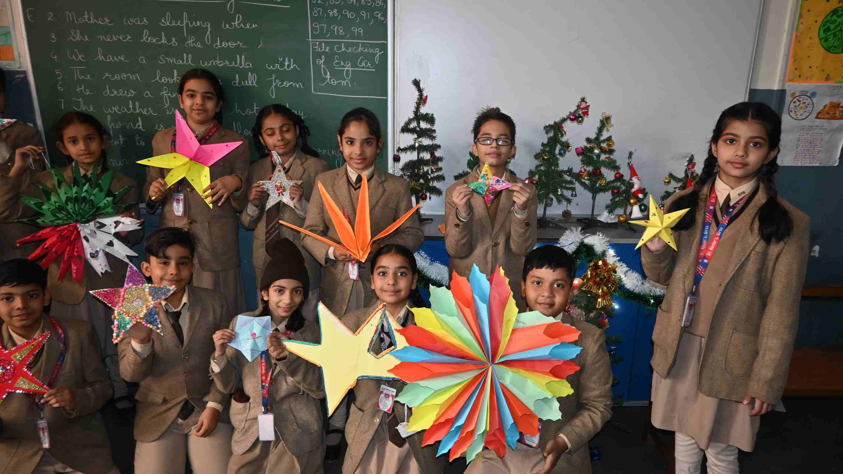  Christmas Star Making & Decoration Class-3rd & 4th-1