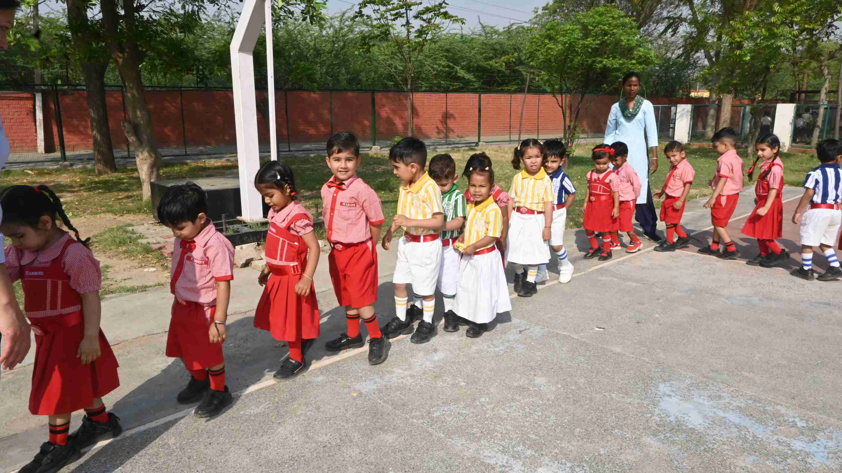 PASSING THE BALL & CRAFT ACTIVITY MAKING HUT WITH SHAPES FOR CLASS-NURSERY-2