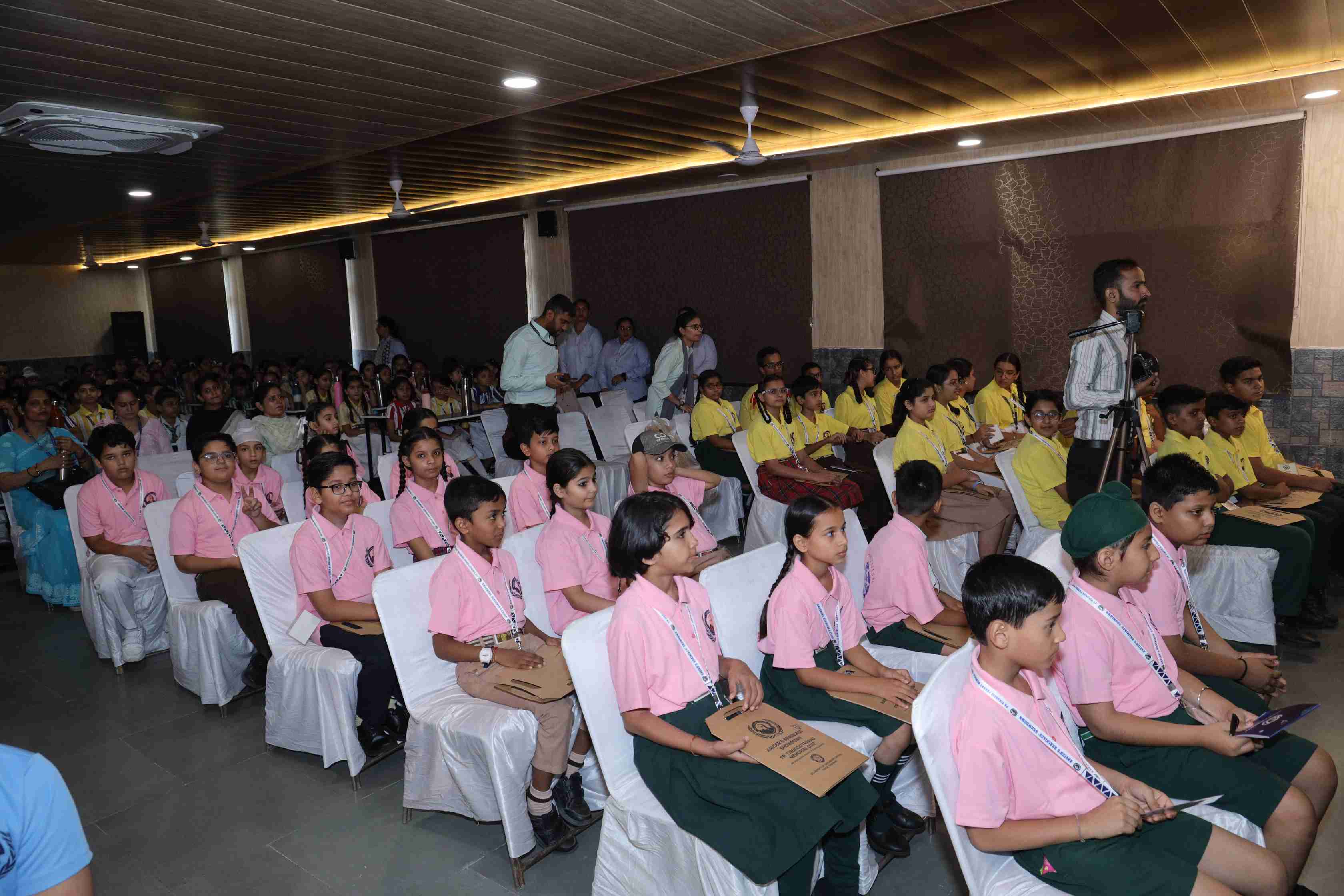 An exciting battle of wits, knowledge, and teamwork. brilliance of young minds. Inter school Quiz Competition.-10