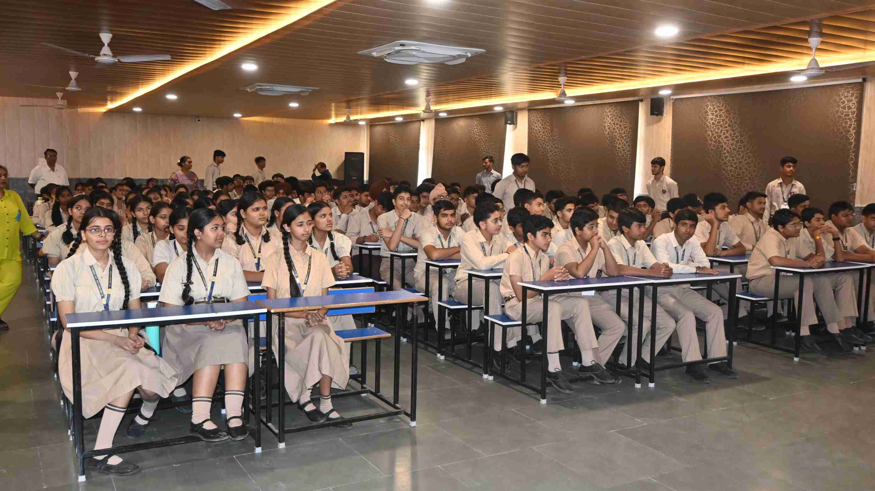 The seminar on personality development and communication skills, led by resource person Mr. Naresh Malik, a former manager at PNB and advocate practitioner, was a resounding success.-2