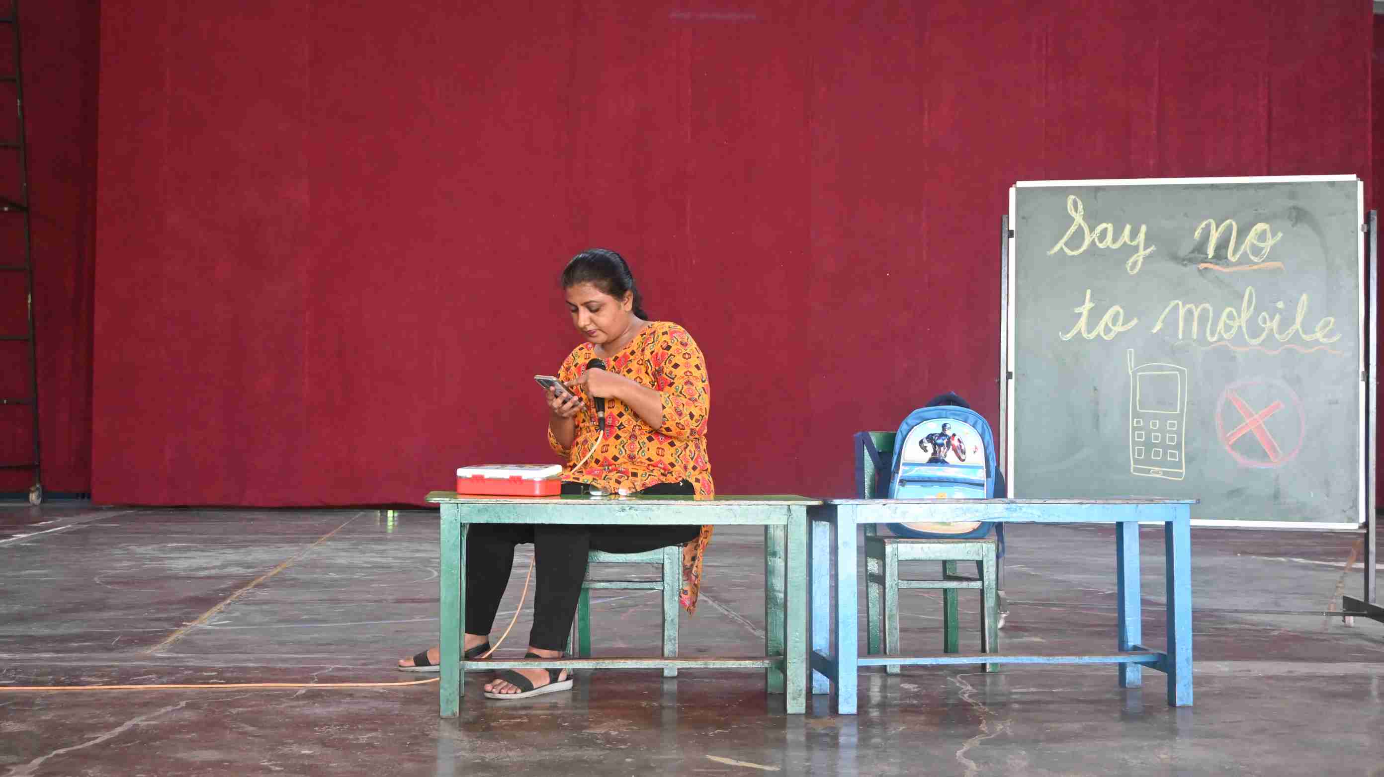Say No To Mobile LKG,UKG-5