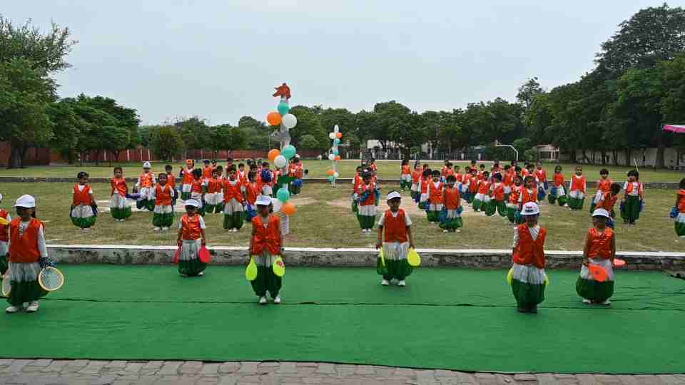 Independence Day Celebration for Class-Nursery to 3rd-15
